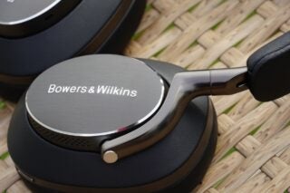 Bowers and Wilkins Px8 main
